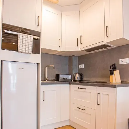 Alma Apartament *